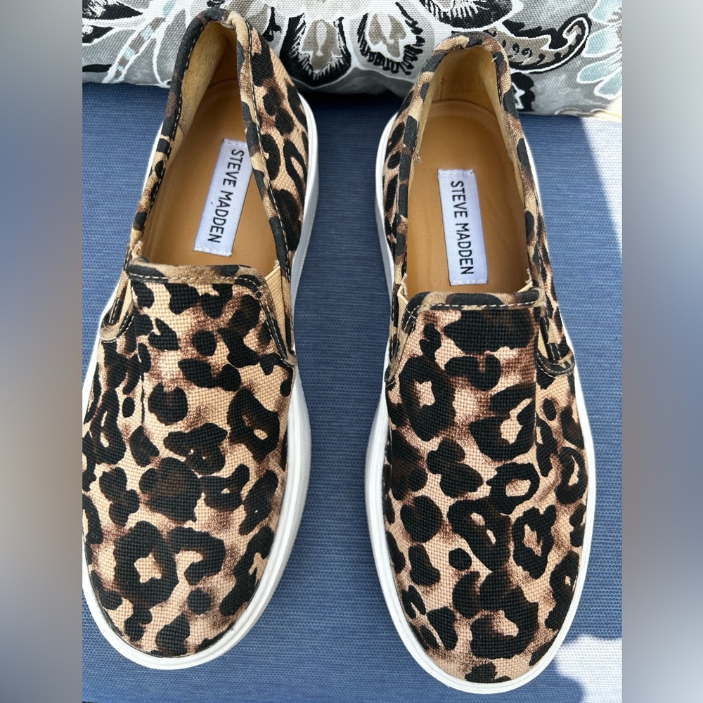 Steve Madden Cheetah Print Shoes. Size:6m - image 4
